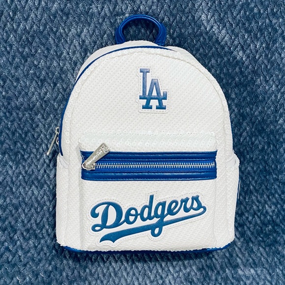 ⚾🌟 LIMITED EDITION⚾🌟 LOUNGEFLY MLB LOS ANGELES DODGERS SEQUIN MINI BACKPACK - Picture 4 of 13
